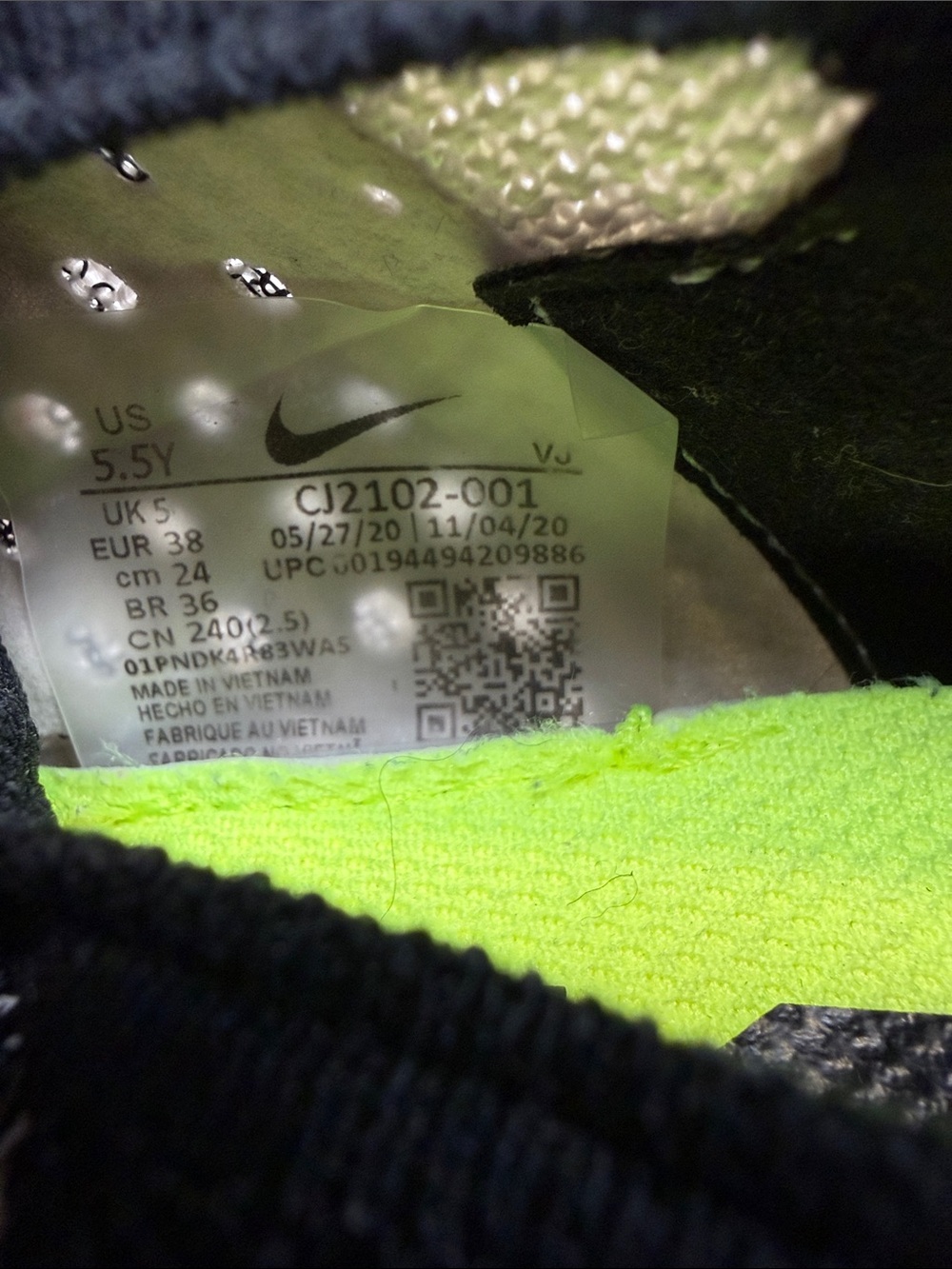 NIKE AIR ZOOM TEMPO NEXT% FLYKNIT BLACK VOLT RUNNING SHOES SIZE 5.5Y WOMENS SZ 7 - Picture 7 of 9